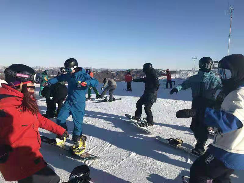 华体会- 华体会体育官方网站- 华体会体育APP下载《雪场女孩》喜剧片电影完整版在线观看-鸵鸟追剧网