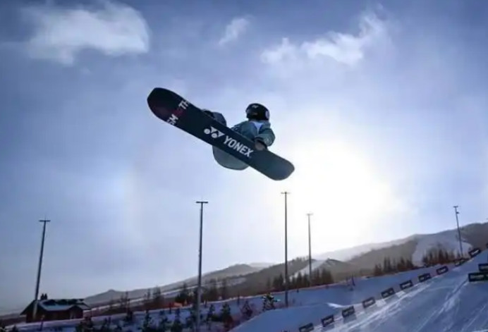 �����Ų����£�2025-2026ȫ�����������ʽ��ѩUϵ����ȼ���ӱ�����