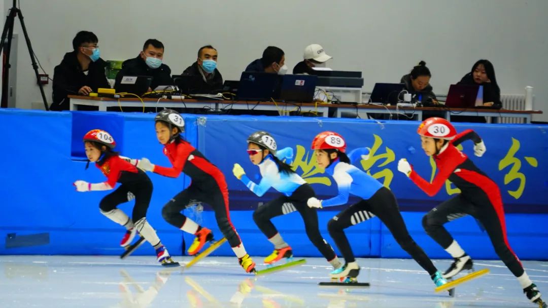 张家口市短道速滑代表队在2022-2023赛季河北省青少年短道速滑锦标赛中喜获佳绩