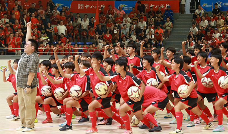 ӱ峬100죬翴һȼĺӱ