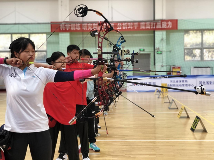 万里迁徙铸就坚韧魂魄：解密中国“以弓箭为魂”的锡伯族传奇
