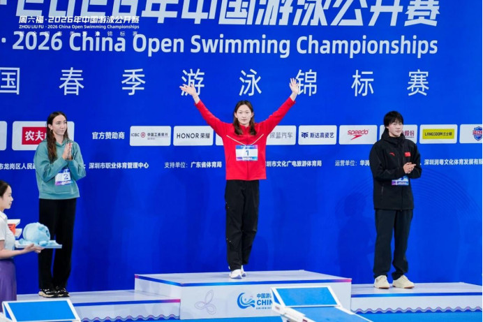 �й���Ӿ��������Ů��800������Ӿ�����ӱ��˶�Ա�������