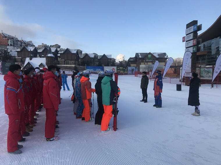 2020年河北省滑雪指导员示范队集训在张家口开训