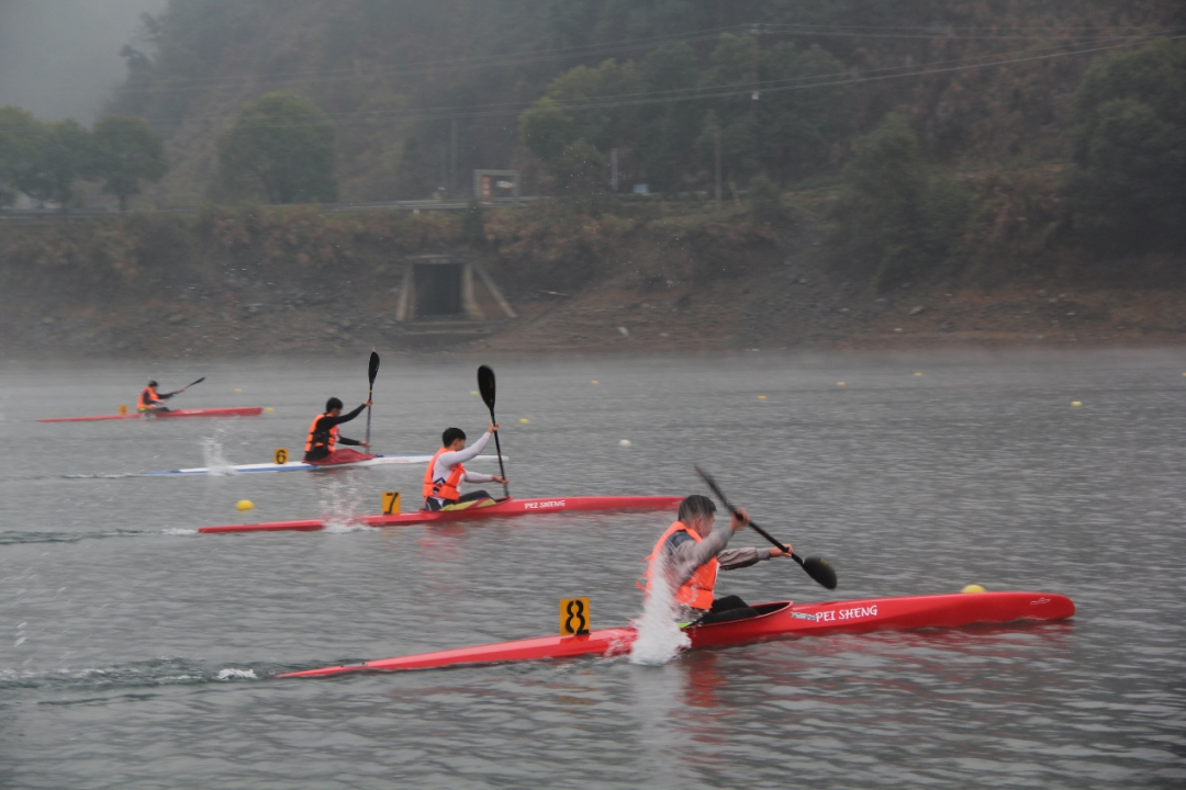 2022年河北省青少年皮划艇锦标赛暨第十六届省运会预赛在千岛湖拉开帷幕